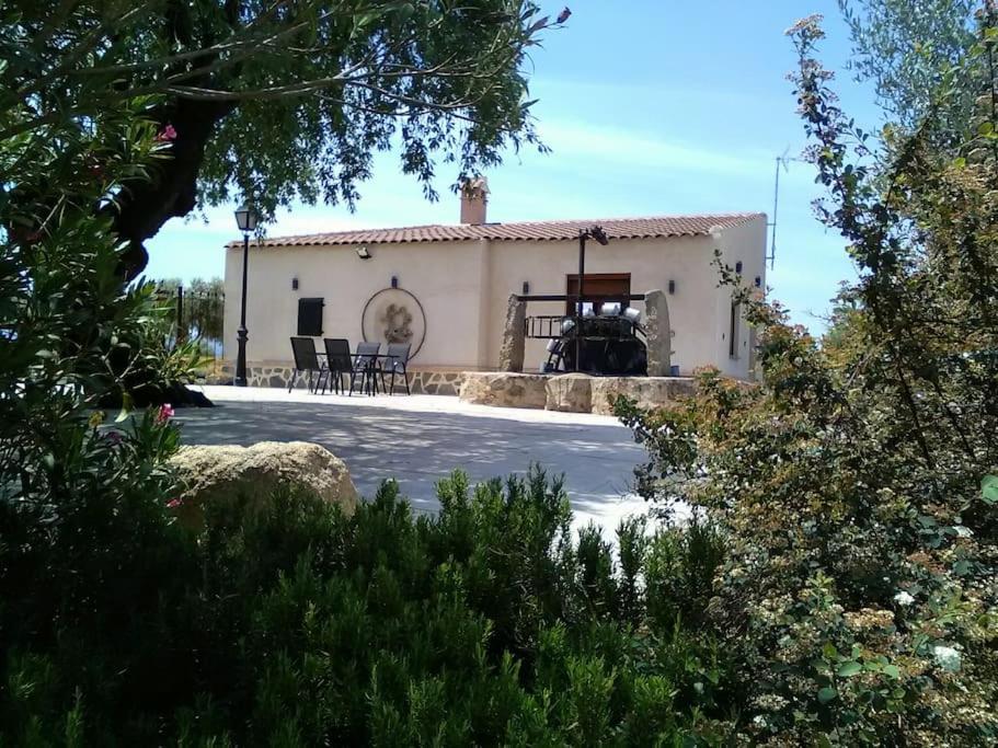 Finca Santa Lucia Alojamientos Mazarambroz Exterior photo