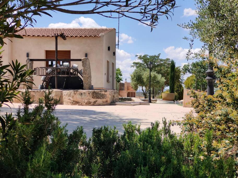 Finca Santa Lucia Alojamientos Mazarambroz Exterior photo